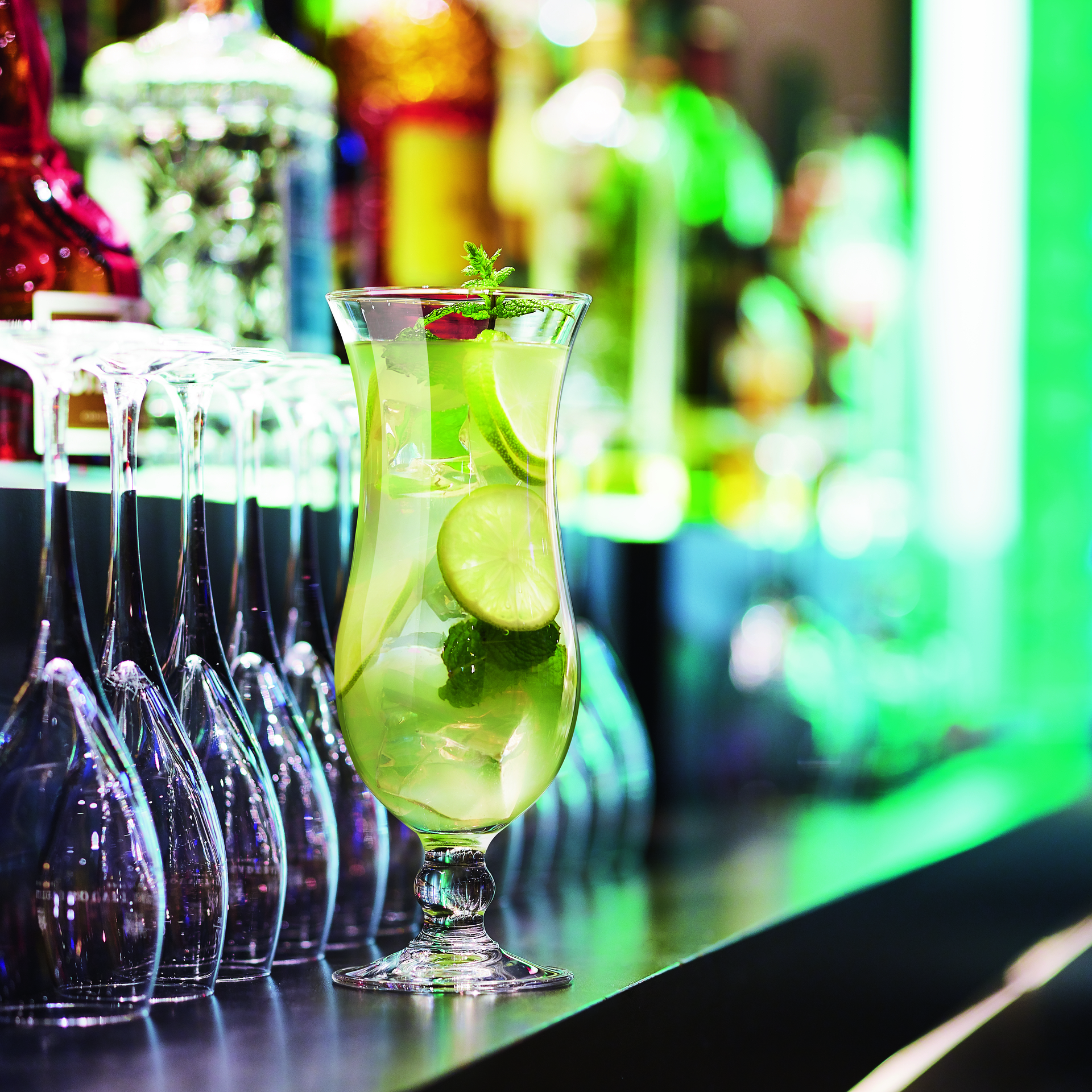 Elegance Hurricane 44cl